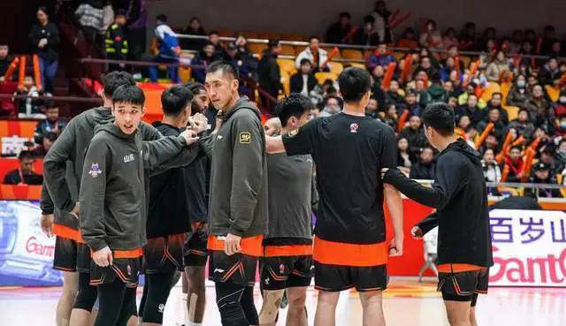 九游官网主页-从风云突变克里夫兰骑士集结日官宣签约到今晨广厦男篮调整名单以备社区盾，清晨曼联造点机会的简单介绍